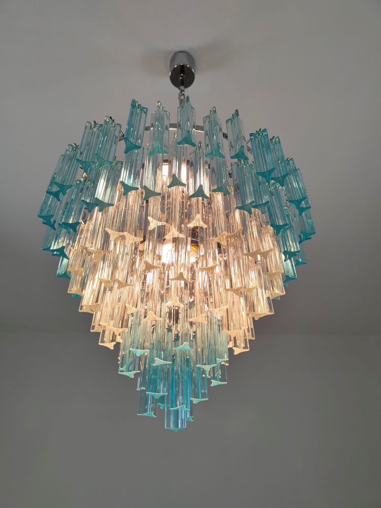 alternated clear and blue triedri chandelier