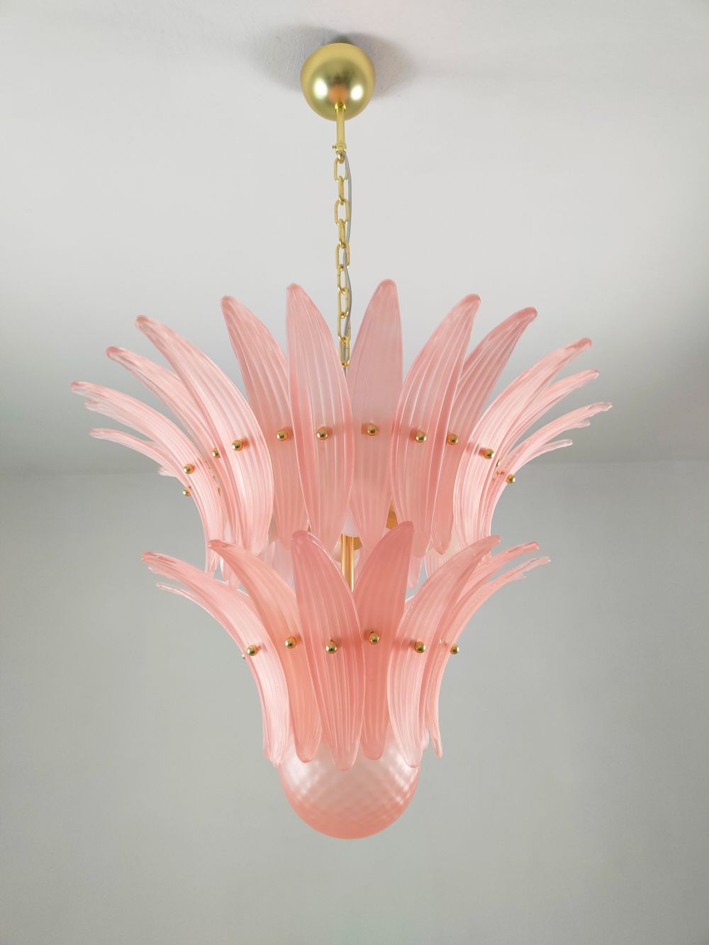 Murano glass Palmette chandelier pink satin