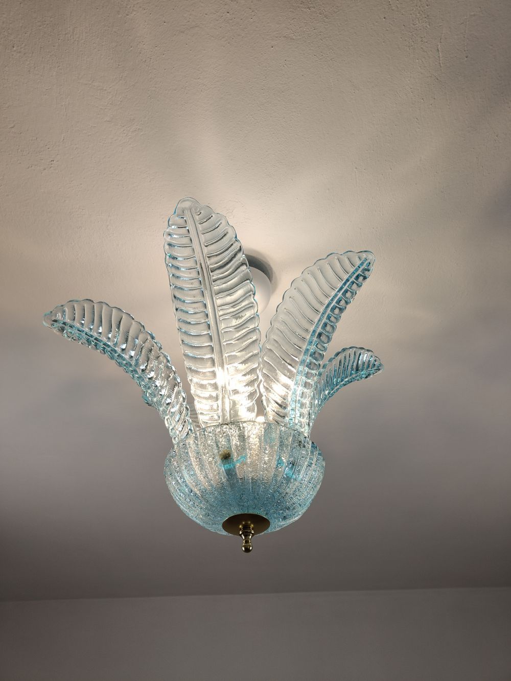 Large leaf felci small flush mount